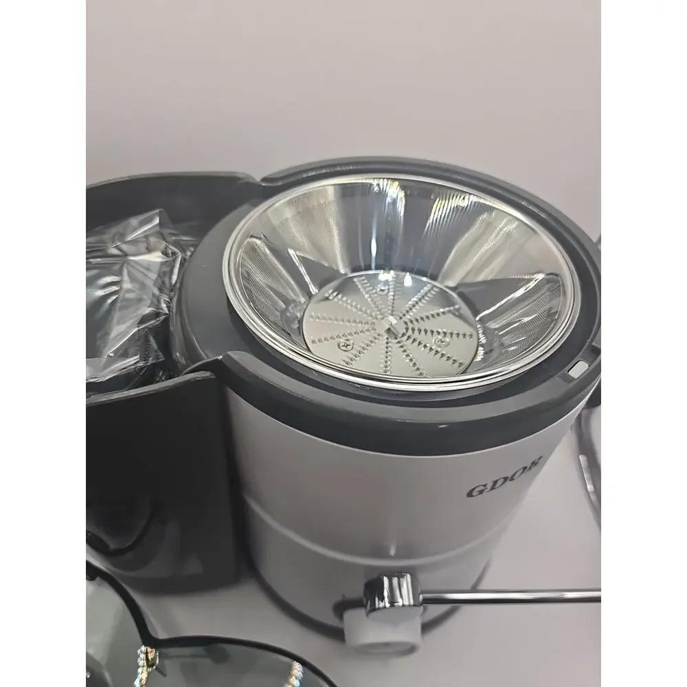 Centrifugal this juicer